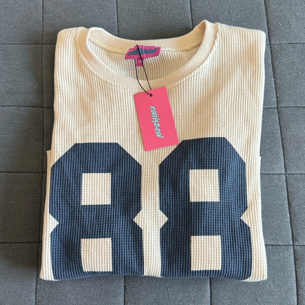 NWT Edikted Long-sleeve! - Picture 6 of 8